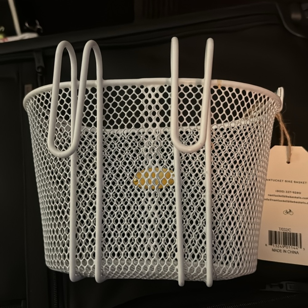 Nantucket bike basket for children’s bicycle new with tags - Picture 8 of 11